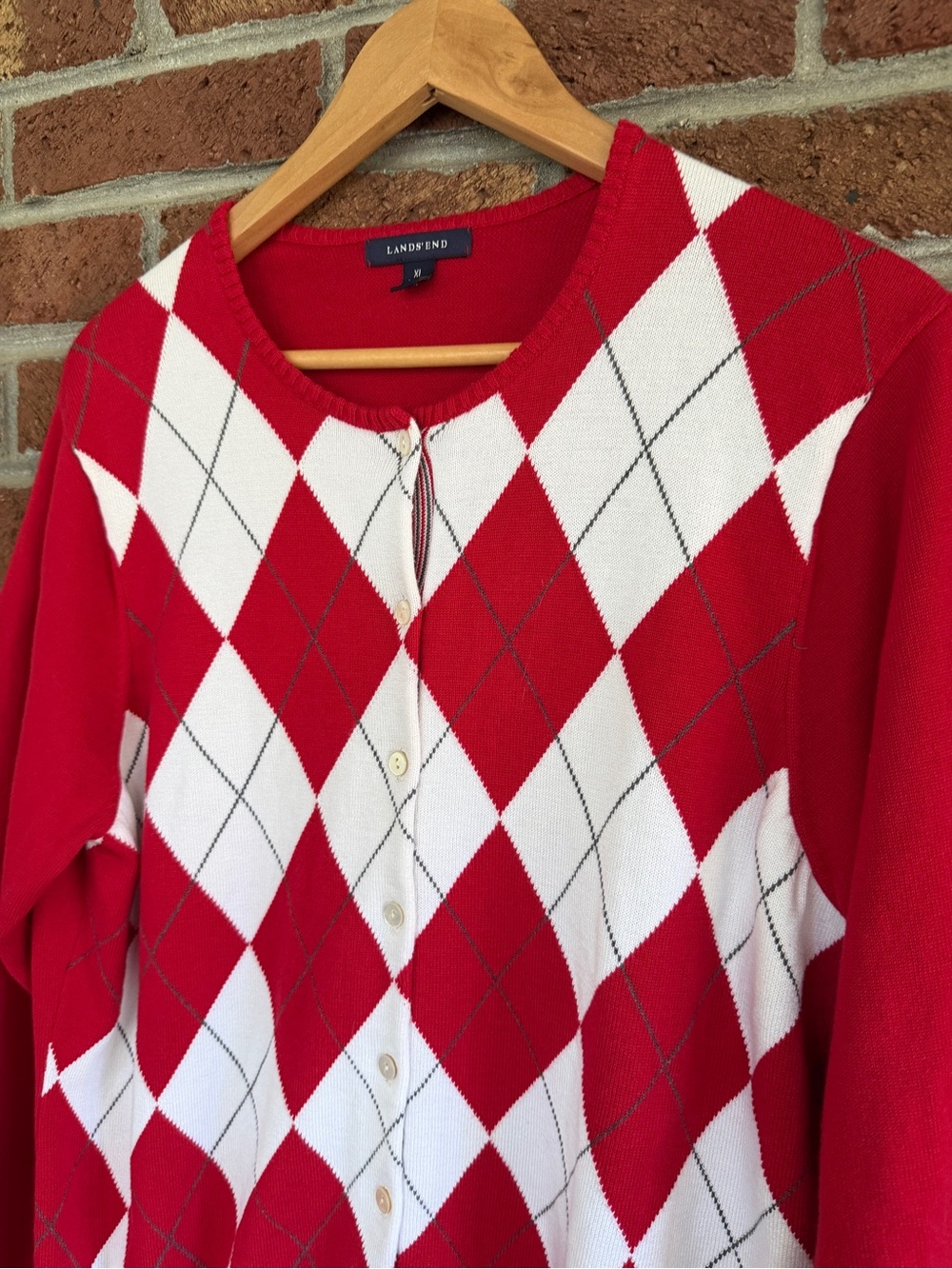 lands end argyle sweater. size xl.  red. white. fun. - Picture 4 of 6